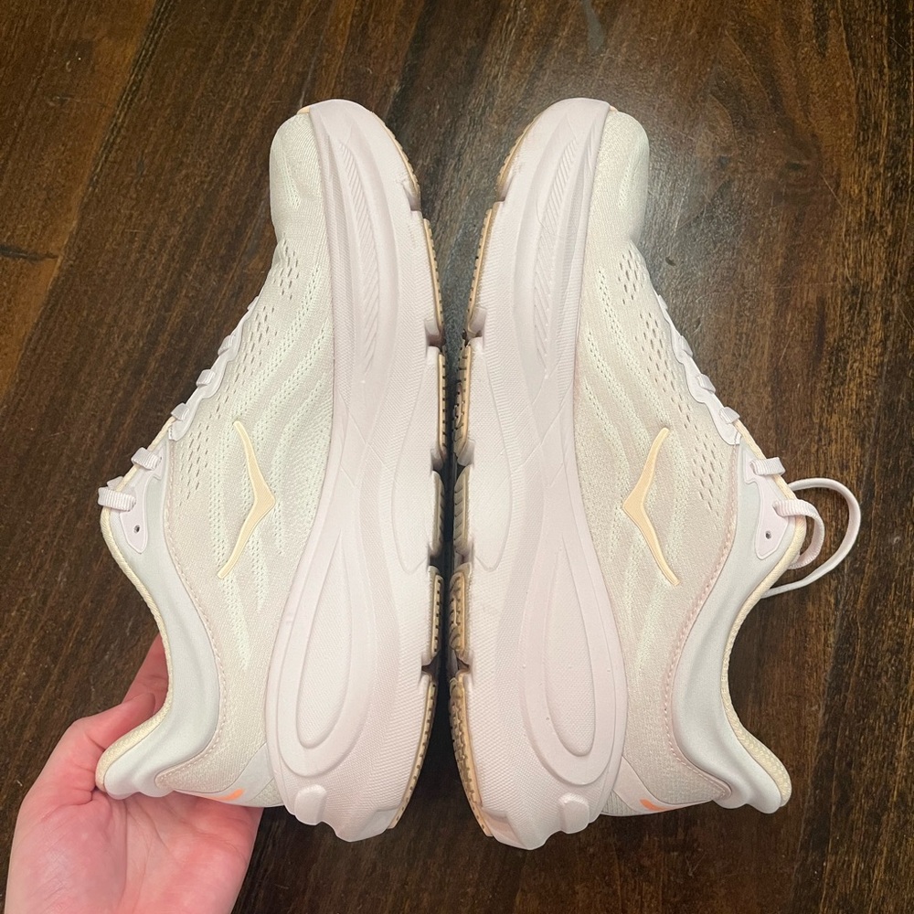 HOKA Women's Bondi 9 Max Cushion Running Shoes - Lilac Cream/Tangerine Glow - Picture 5 of 6